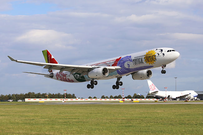 TAP Portugal - AIrbus A330-300 - Portugal Stopover