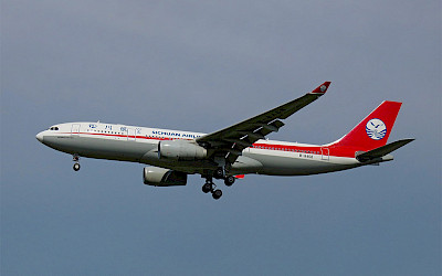 Airbus A330-200 společnosti Sichuan Airlines (foto: N509FZ/Wikimedia Commons - CC BY-SA 4.0)