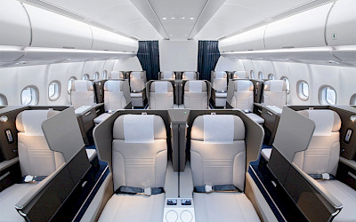 Kabina business class nového letounu Airbus A330-900 (foto: Hi Fly)