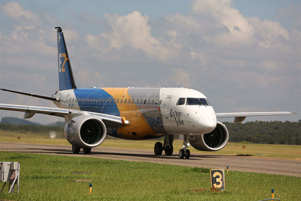 Embraer E190-E2 v barvách brazilského výrobce (foto: Embraer)