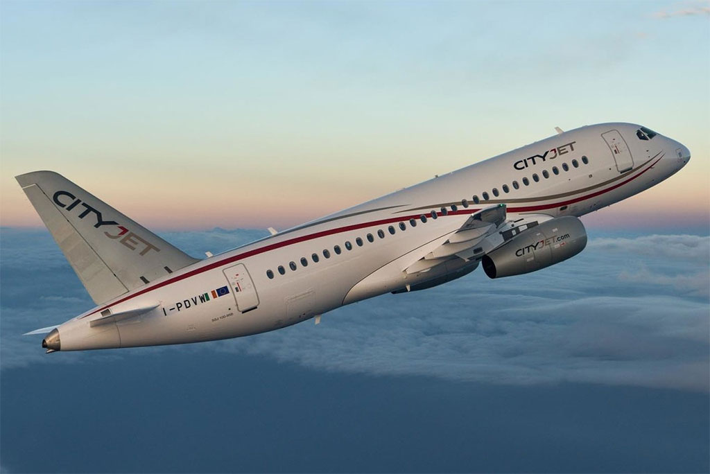 CityJet - Suchoj Superjet 100 (foto: SuperJet International/Wikimedia Commons - CC BY-SA 2.0)